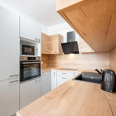 Klingerka With View And Free Parking Apartamento *