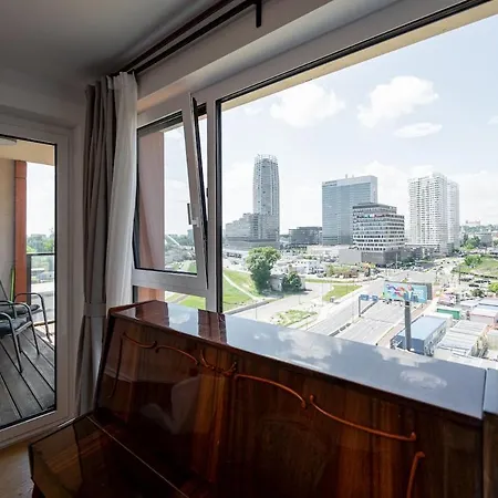 Klingerka With View And Free Parking Apartamento