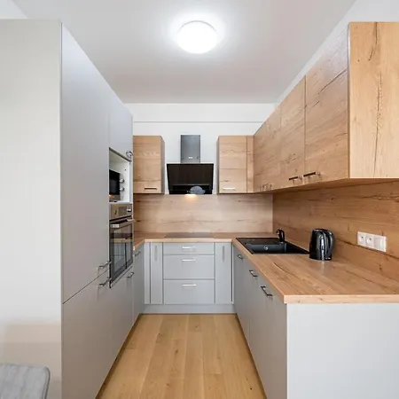 Klingerka With View And Free Parking Apartamento *